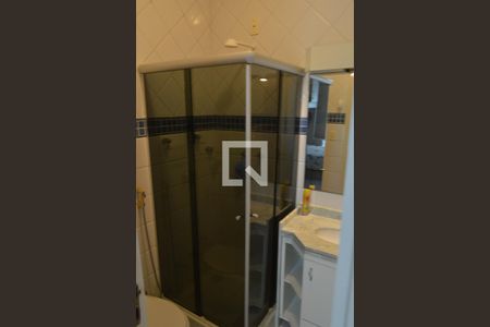 Casa de condomínio à venda com 210m², 4 quartos e 2 vagasBanheiro da Suíte 2