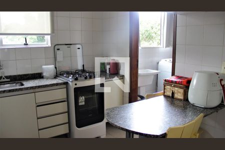 Apartamento para alugar com 180m², 4 quartos e 2 vagasCozinha