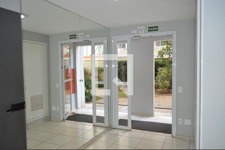 Apartamento à venda com 45m², 2 quartos e sem vagaHall