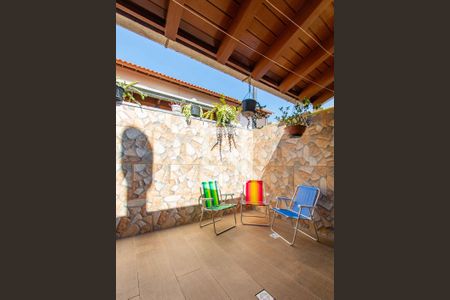 Casa de condomínio à venda com 96m², 2 quartos e 1 vagaÁrea comum