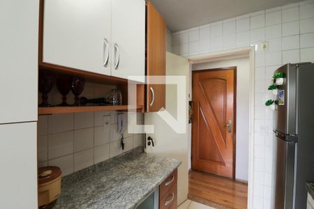 Apartamento para alugar com 83m², 3 quartos e 1 vagaCozinha e Área de Serviço