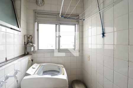 Cozinha e Área de Serviço de apartamento para alugar com 3 quartos, 83m² em Vila Amélia, São Paulo