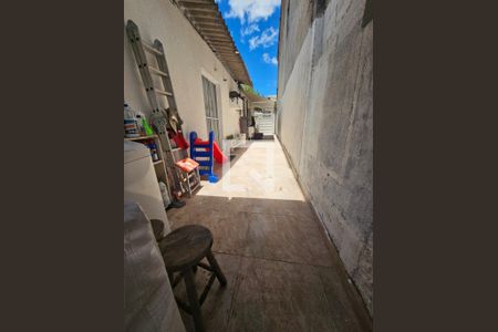 Casa à venda com 125m², 2 quartos e 2 vagas Casa à venda com 125m², 2 quartos e 2 vagasQuintal