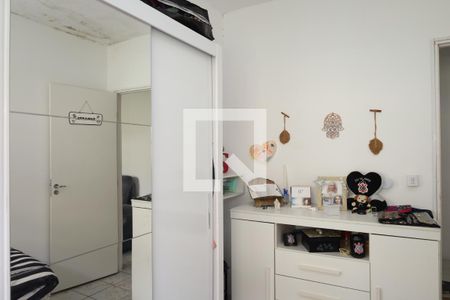 Casa à venda com 200m², 2 quartos e 2 vagasEdícula - Quarto