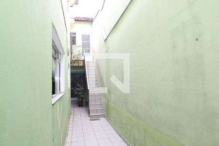 Casa à venda com 200m², 2 quartos e 2 vagasQuintal