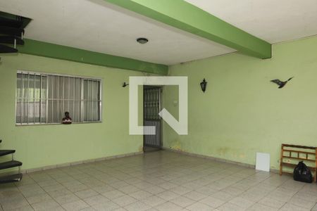 Casa à venda com 200m², 2 quartos e 2 vagasGaragem