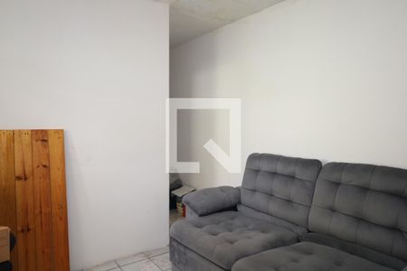 Casa à venda com 200m², 2 quartos e 2 vagasEdícula - Sala