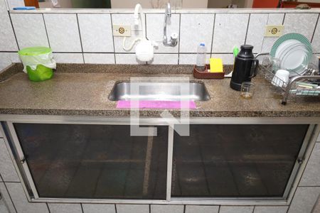 Casa à venda com 200m², 2 quartos e 2 vagasCozinha