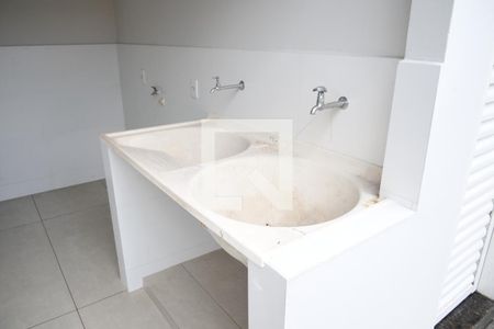 Casa para alugar com 320m², 4 quartos e 6 vagasÁrea de Serviço