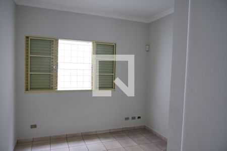 Casa para alugar com 320m², 4 quartos e 6 vagasQuarto 4 - Suíte