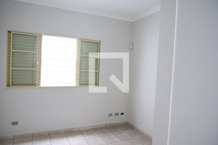 Casa para alugar com 320m², 4 quartos e 6 vagasQuarto 4 - Suíte