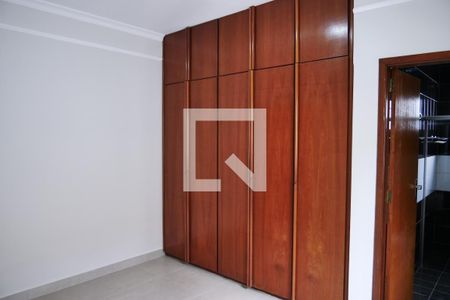 Casa para alugar com 320m², 4 quartos e 6 vagasQuarto 3 - Suíte