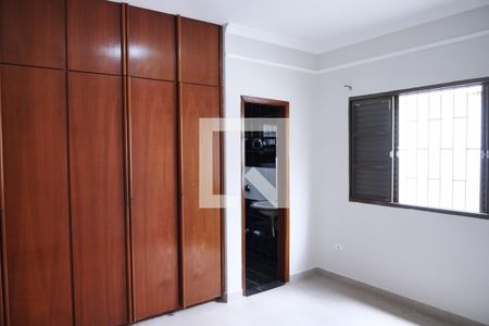 Casa para alugar com 320m², 4 quartos e 6 vagasQuarto 3 - Suíte