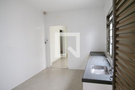 Casa para alugar com 320m², 4 quartos e 6 vagasCozinha