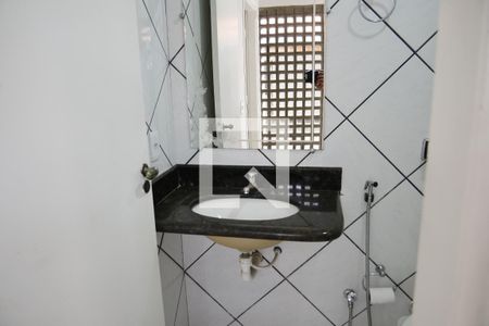 Casa para alugar com 320m², 4 quartos e 6 vagasBanheiro do Quarto 4