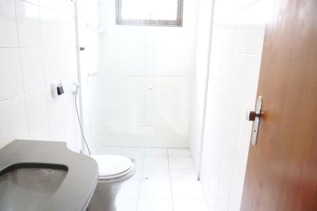 Casa para alugar com 320m², 4 quartos e 6 vagasBanheiro Social