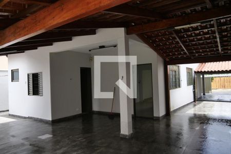 Casa para alugar com 320m², 4 quartos e 6 vagasVaranda