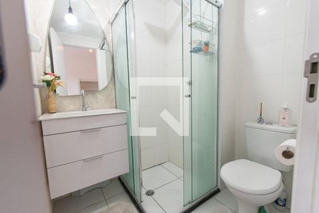 Banheiro de apartamento para alugar com 1 quarto, 30m² em Vila Dom Pedro I, São Paulo