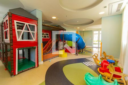 Apartamento à venda com 136m², 3 quartos e 3 vagas Apartamento à venda com 136m², 3 quartos e 3 vagasBrinquedoteca