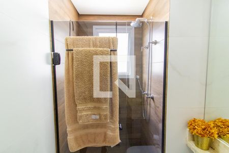 Apartamento à venda com 136m², 3 quartos e 3 vagas Apartamento à venda com 136m², 3 quartos e 3 vagasBanheiro da Suíte 1