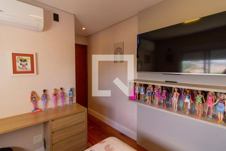 Apartamento à venda com 136m², 3 quartos e 3 vagas Apartamento à venda com 136m², 3 quartos e 3 vagasSuíte 2