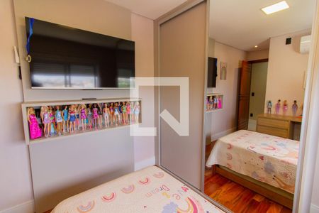 Apartamento à venda com 136m², 3 quartos e 3 vagas Apartamento à venda com 136m², 3 quartos e 3 vagasSuíte 2