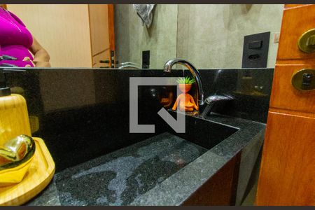 Apartamento à venda com 136m², 3 quartos e 3 vagas Apartamento à venda com 136m², 3 quartos e 3 vagasLavabo