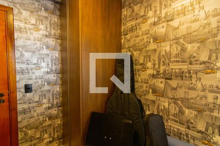 Apartamento à venda com 136m², 3 quartos e 3 vagas Apartamento à venda com 136m², 3 quartos e 3 vagasEscritório