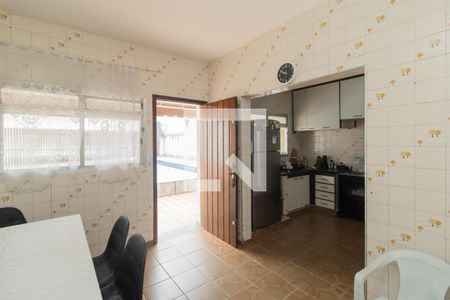 Casa à venda com 400m², 4 quartos e 2 vagasCozinha