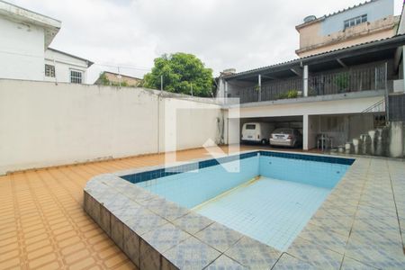 Casa à venda com 400m², 4 quartos e 2 vagasÁrea comum - Piscina