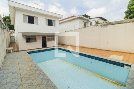 Casa à venda com 400m², 4 quartos e 2 vagasÁrea comum - Piscina
