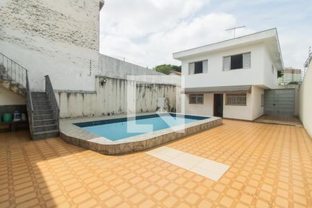 Casa à venda com 400m², 4 quartos e 2 vagasÁrea comum - Piscina
