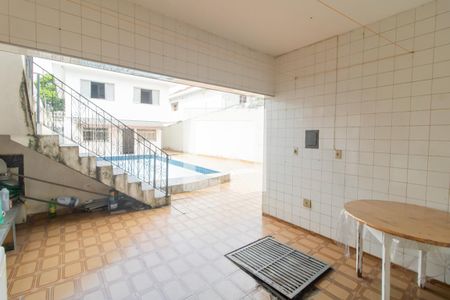 Casa à venda com 400m², 4 quartos e 2 vagasÁrea de Serviço