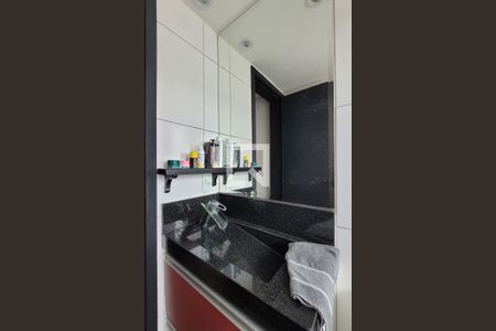 Apartamento para alugar com 47m², 2 quartos e 1 vaga Apartamento para alugar com 47m², 2 quartos e 1 vagaBanheiro