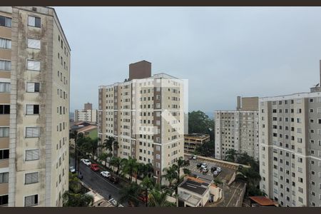 Vista de apartamento para alugar com 2 quartos, 47m² em Parque Sao Vicente, Santo André