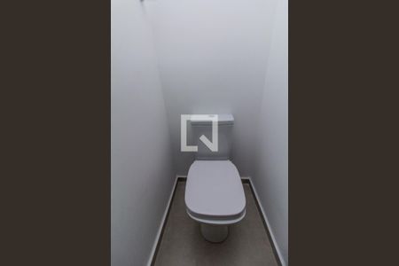 Casa à venda com 150m², 3 quartos e 2 vagasBanheiro 4