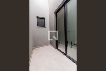 Casa à venda com 150m², 3 quartos e 2 vagasJardim de Inverno