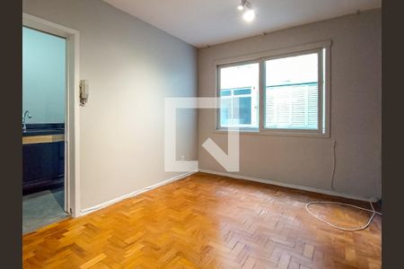 Sala de apartamento para alugar com 1 quarto, 38m² em Cidade Baixa, Porto Alegre
