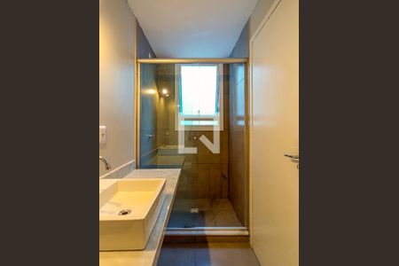 Banheiro de apartamento para alugar com 1 quarto, 38m² em Cidade Baixa, Porto Alegre