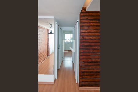 Corredor de apartamento para alugar com 2 quartos, 55m² em Vicente de Carvalho, Rio de Janeiro