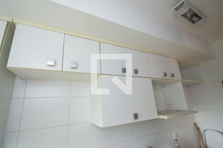 Apartamento para alugar com 55m², 2 quartos e 1 vagaCozinha - Armários