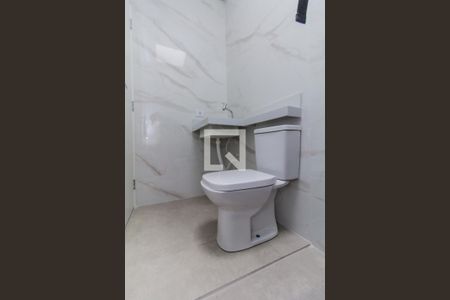 Casa à venda com 150m², 3 quartos e 2 vagasBanheiro da Suíte 2