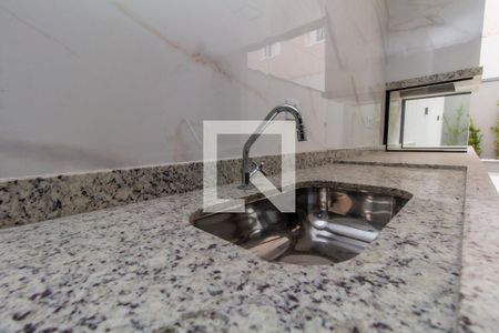 Casa à venda com 150m², 3 quartos e 2 vagasQuintal e Área de Serviço