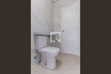 Casa à venda com 150m², 3 quartos e 2 vagasBanheiro da Suíte 1