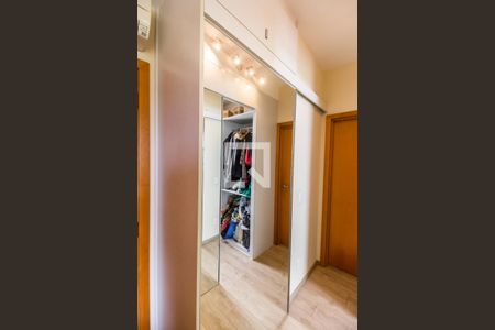 Apartamento à venda com 122m², 3 quartos e 2 vagasCloset da suíte 1