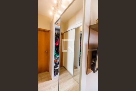Apartamento à venda com 122m², 3 quartos e 2 vagasCloset da suíte 1