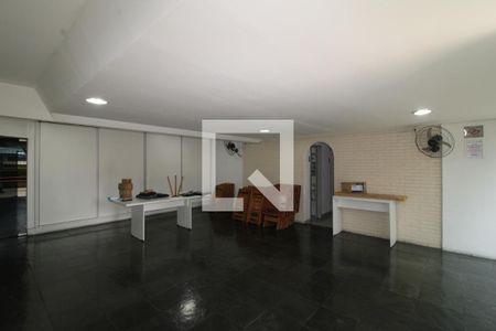 Apartamento para alugar com 56m², 3 quartos e 1 vagaÁrea Comum