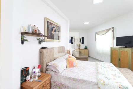 Casa à venda com 275m², 5 quartos e 4 vagasSuíte 4