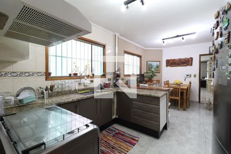 Casa à venda com 275m², 5 quartos e 4 vagasCozinha