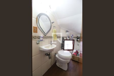 Casa à venda com 275m², 5 quartos e 4 vagasLavabo